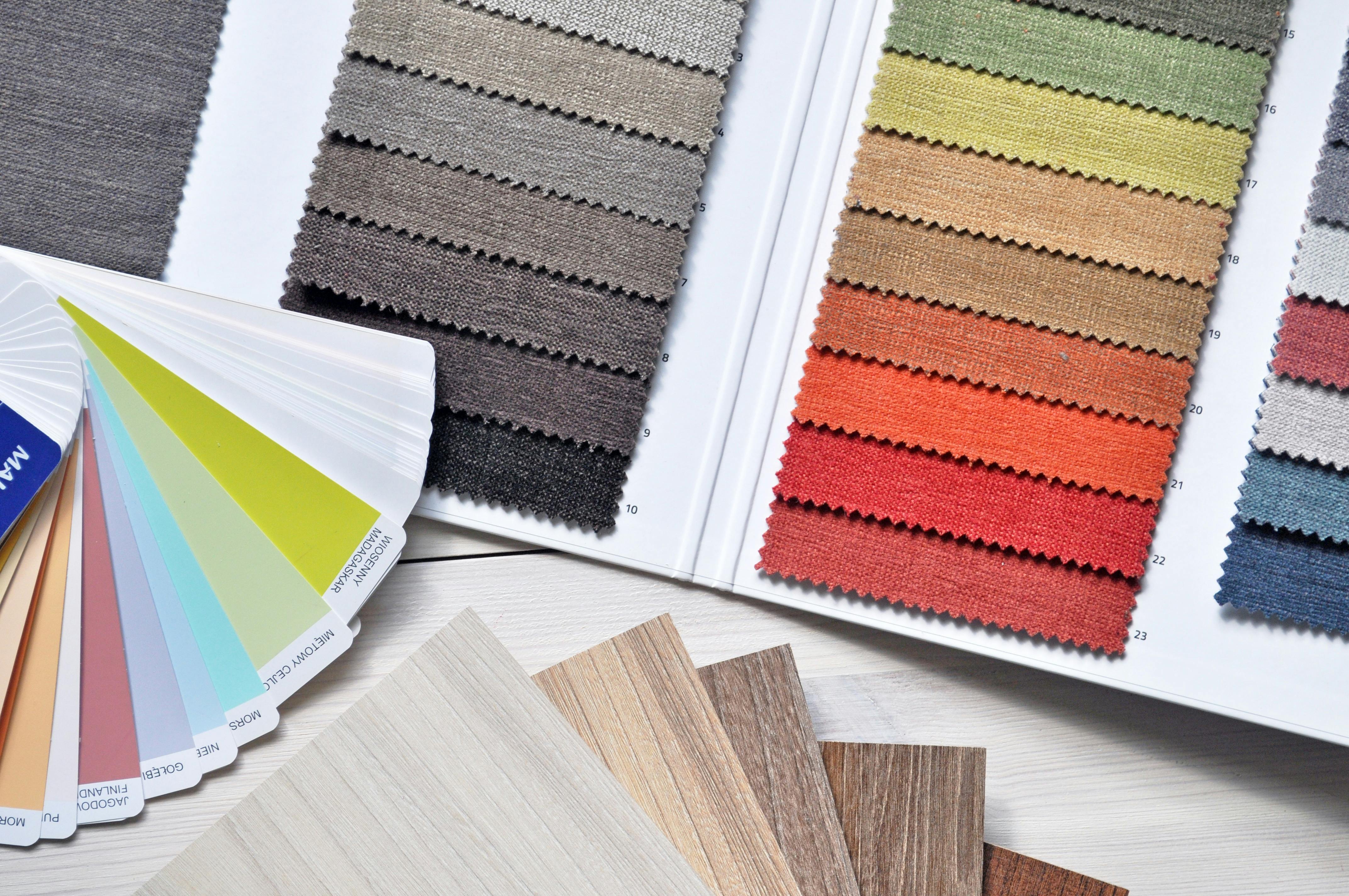 Design Trade Program vs Retail: Which Is Better for Designers?